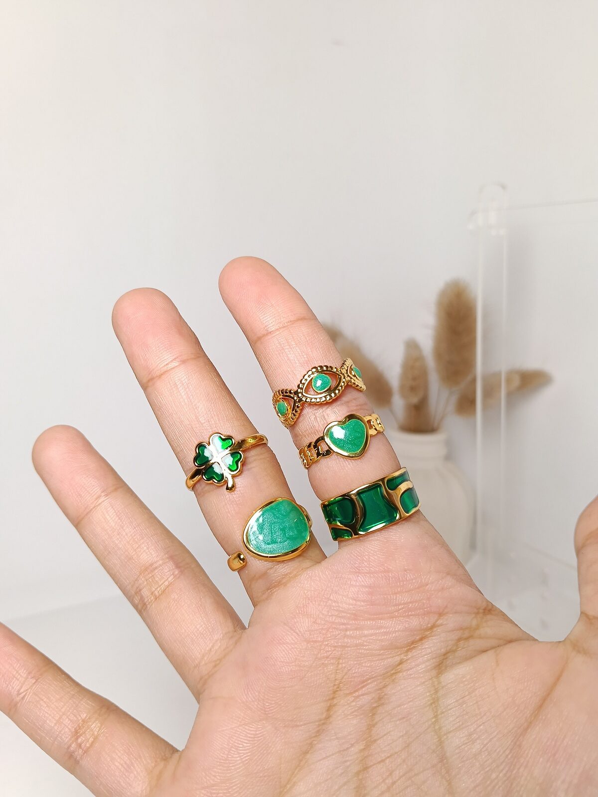 Zamurd Green Ring Set