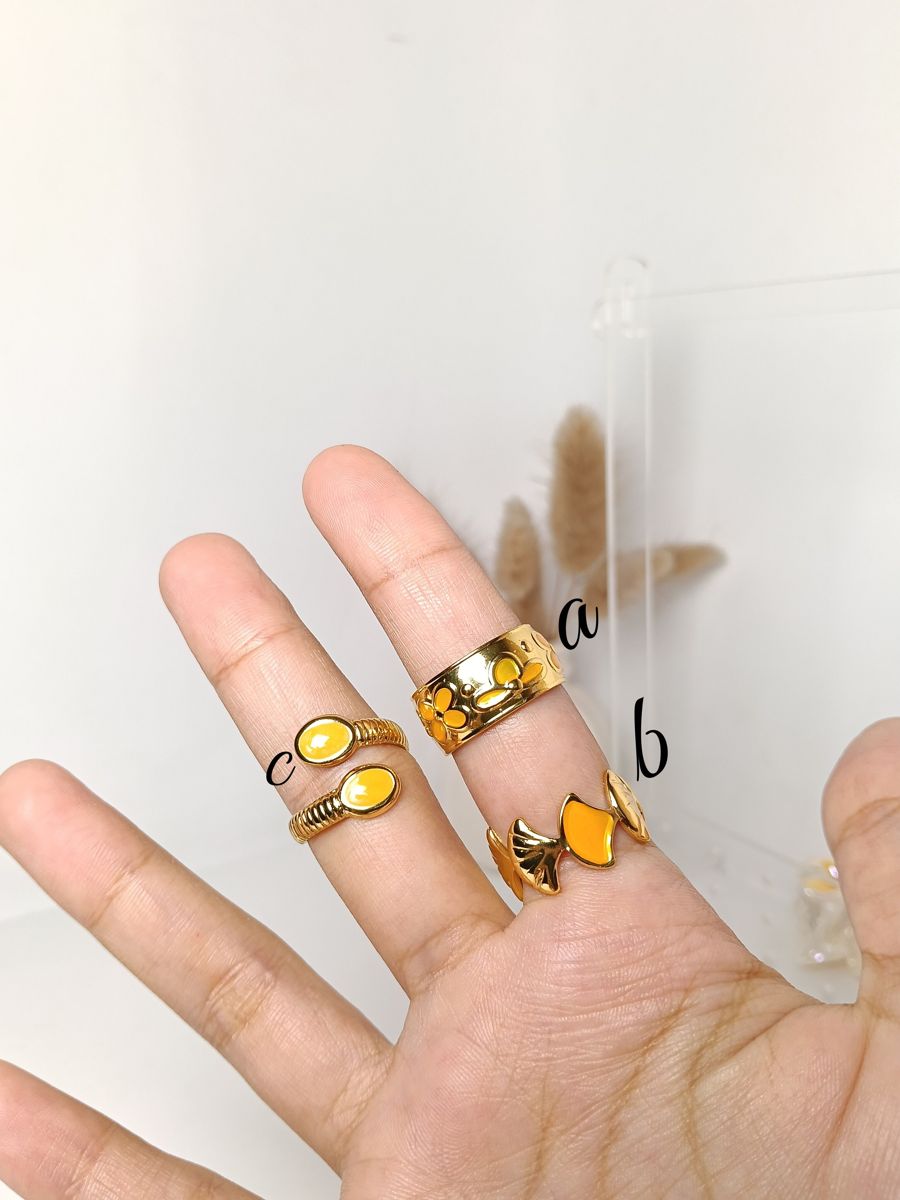 Basanti Floral Ring