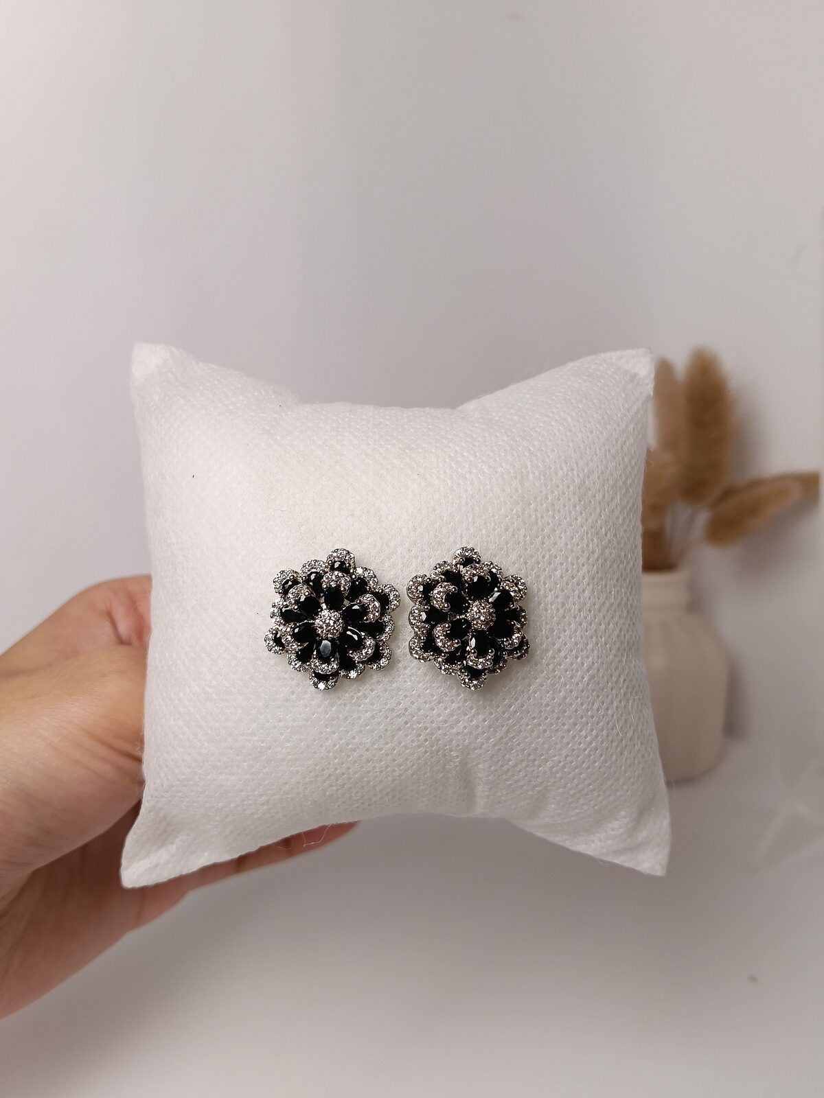 Kali Phool Studs