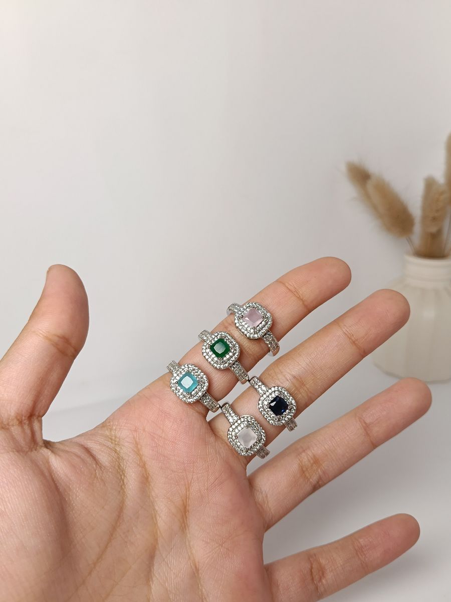 Sitara Halo Ring
